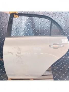 Puerta Trasera Izquierda Toyota COROLLA