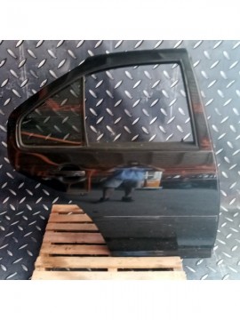 Puerta Trasera Derecha [Volkswagen Bora 2010 Negro]