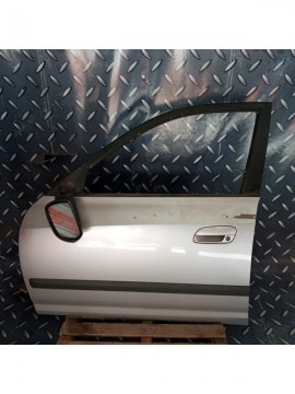 Puerta Delantera Izquierda [Hyundai Elantra 2004]