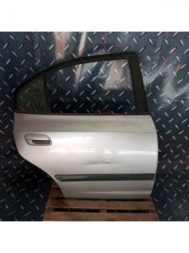 Puerta Trasera Derecha [Hyundai Elantra 2004]