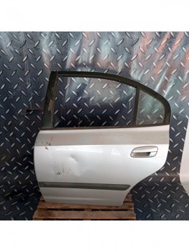 Puerta Trasera Izquierda [Hyundai Elantra 2004]