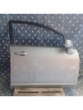 Puerta Delantera Derecha [Nissan Tiida 2010]