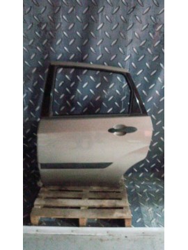 Puerta Trasera Izquierda [Ford Focus 2004 TD]
