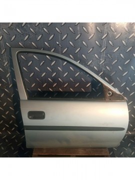 Puerta Delantera Derecha [Chevrolet Corsa 4p 2006]