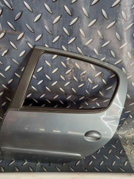 Puerta Trasera Izquierda [Peugeot 206 HDI 2007]