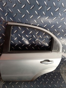 Puerta Trasera Izquierda [Chevrolet Aveo 2012]