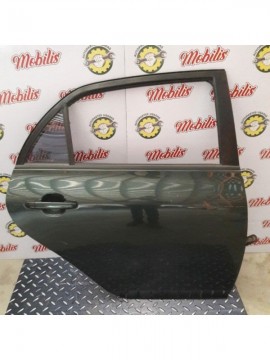 Puerta Trasera Derecha [Toyota Corolla 1.8 M/T 2013]