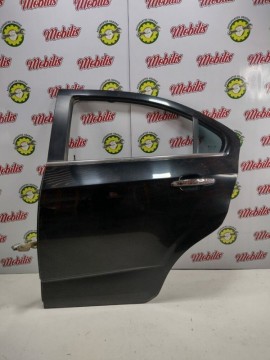 Puerta Trasera Izquierda [Chevrolet Sonic 1.6 2012]