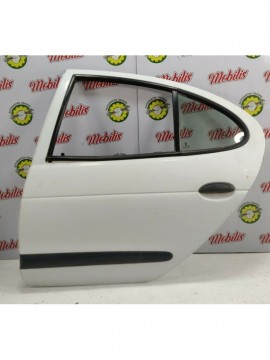 Puerta Trasera Izquierda [Renault Megane 5P 1999]